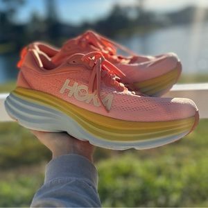 Hoka One Bondi 8 Shell Coral / Peach Parfait